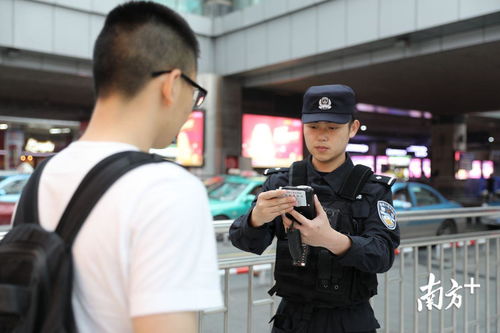 假警察拦路查酒店记录吗？