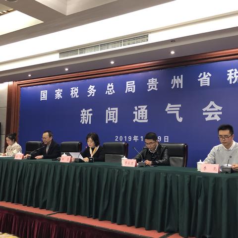 公交车上的POS机在哪里？——探寻城市公共交通中的支付便利之路